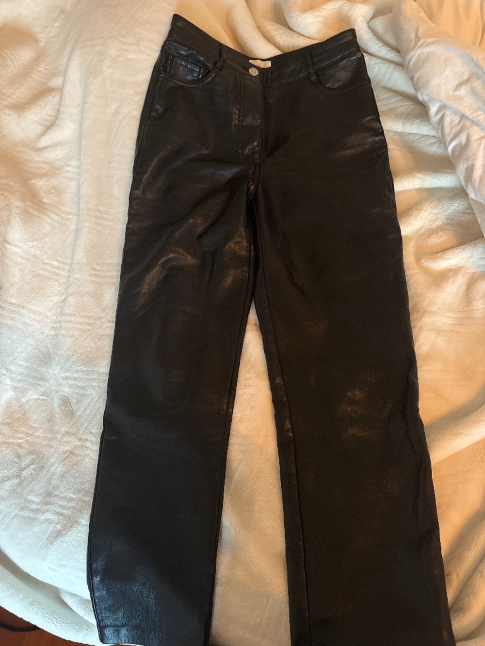 Aritzia Wilfred faux leather pants size 0